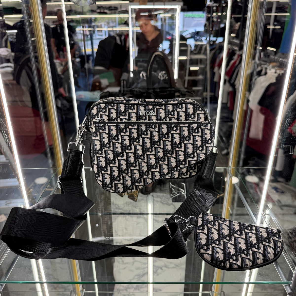 CHRISTIAN DIOR ΤΣΑΝΤΑΚΙ