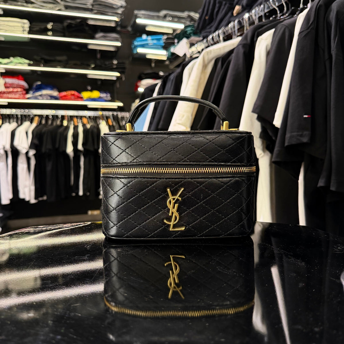 WOMEN BAGS - Saint Laurent Vanity Case