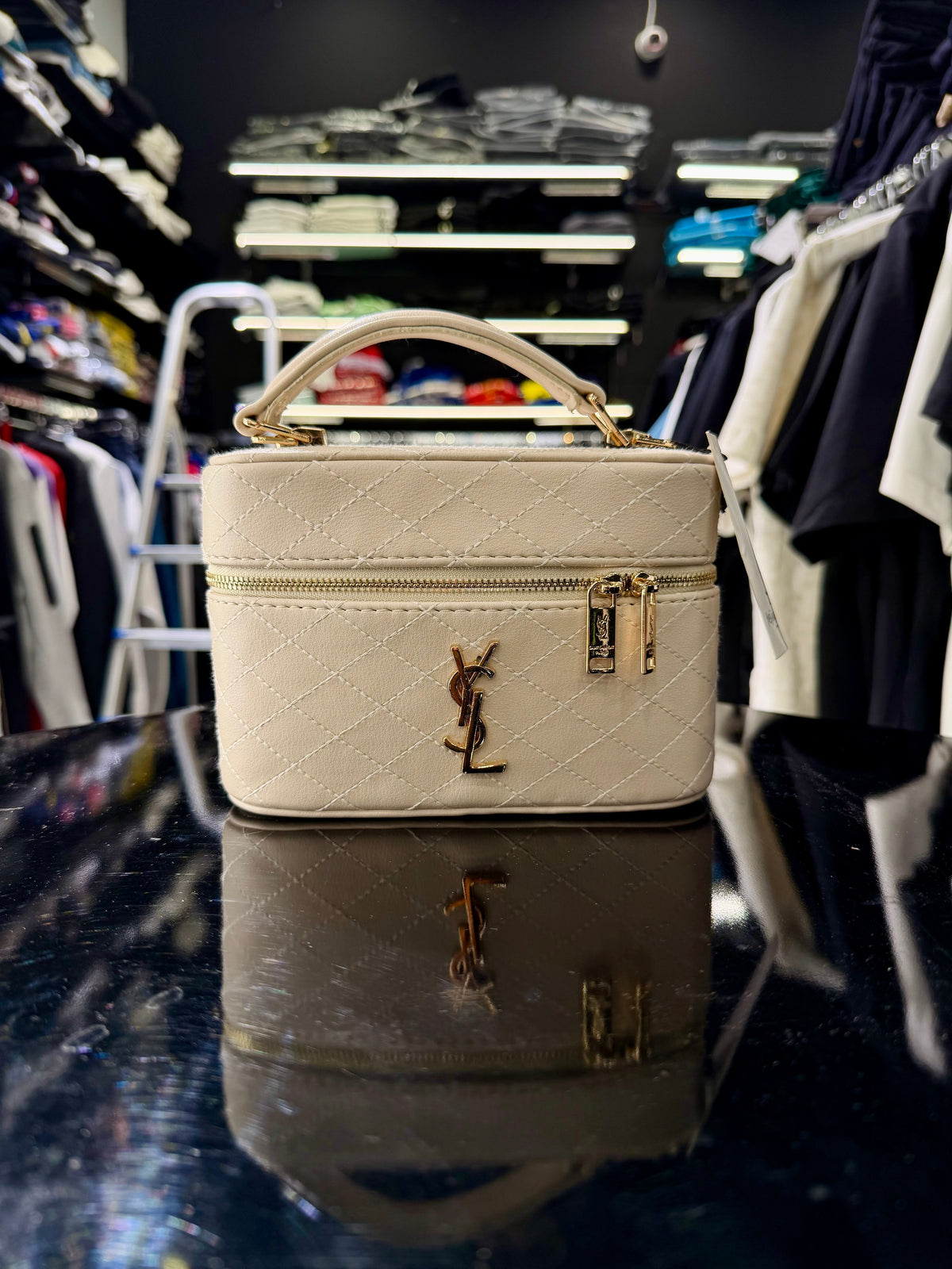 WOMEN BAGS - Saint Laurent Vanity Case