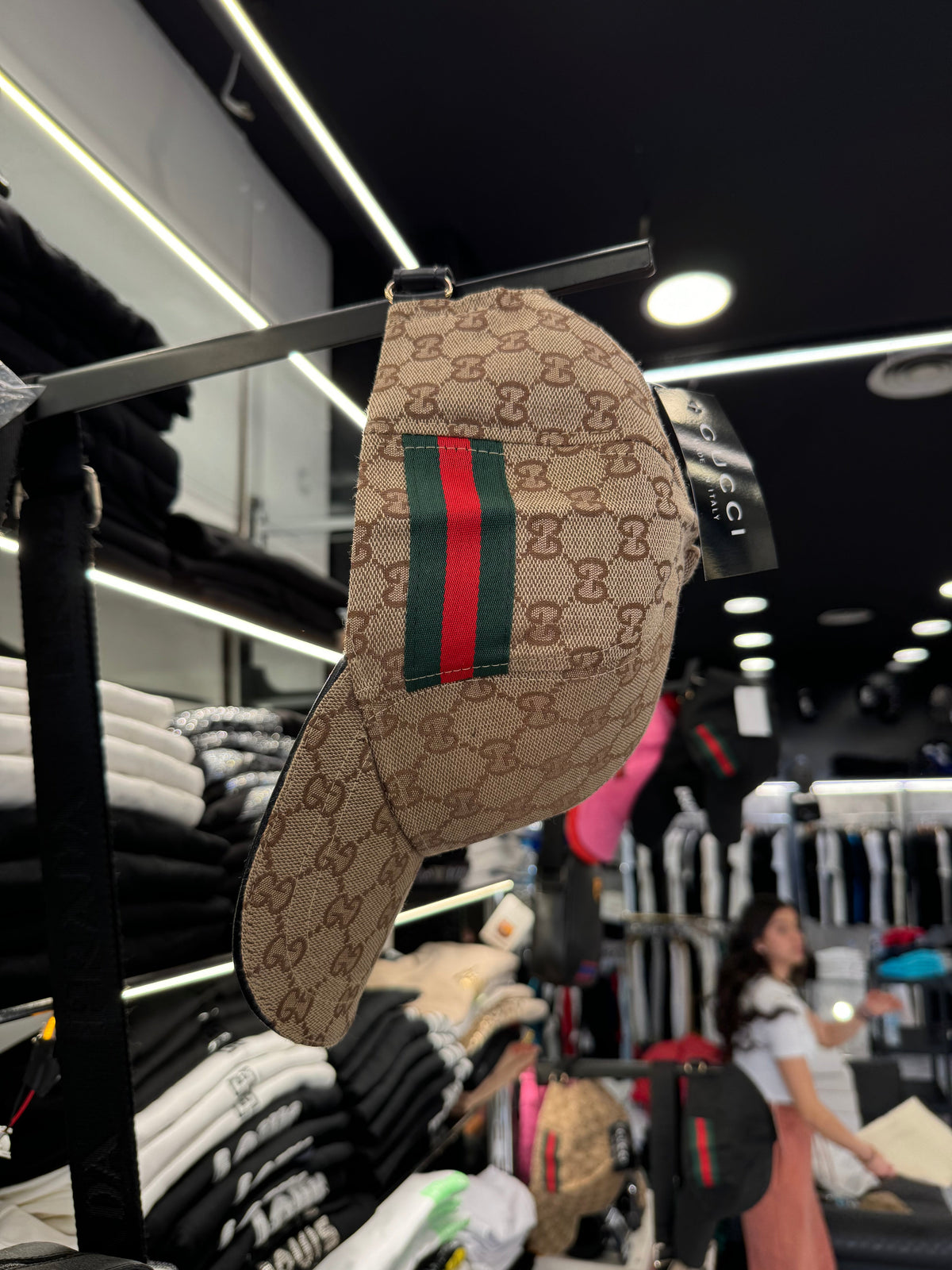 GUCCI - ΜΠΕΖ ΚΑΠΕΛΟ 2026