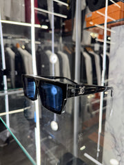 SUNGLASSES - LOUIS VUITTON 1+1