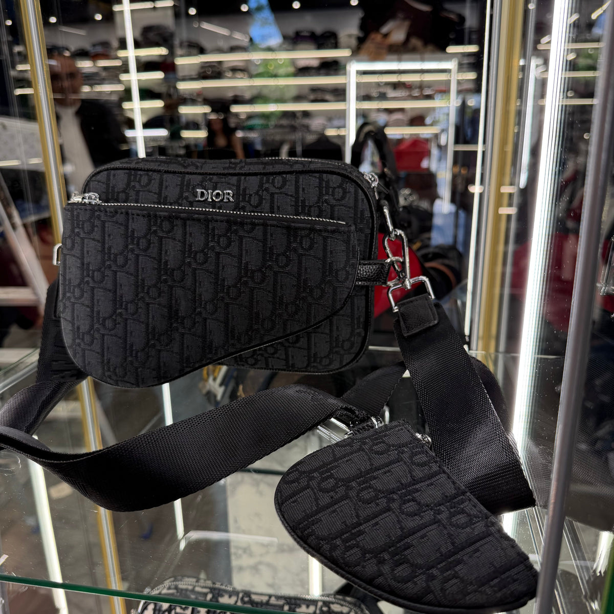 CHRISTIAN DIOR ΤΣΑΝΤΑΚΙ