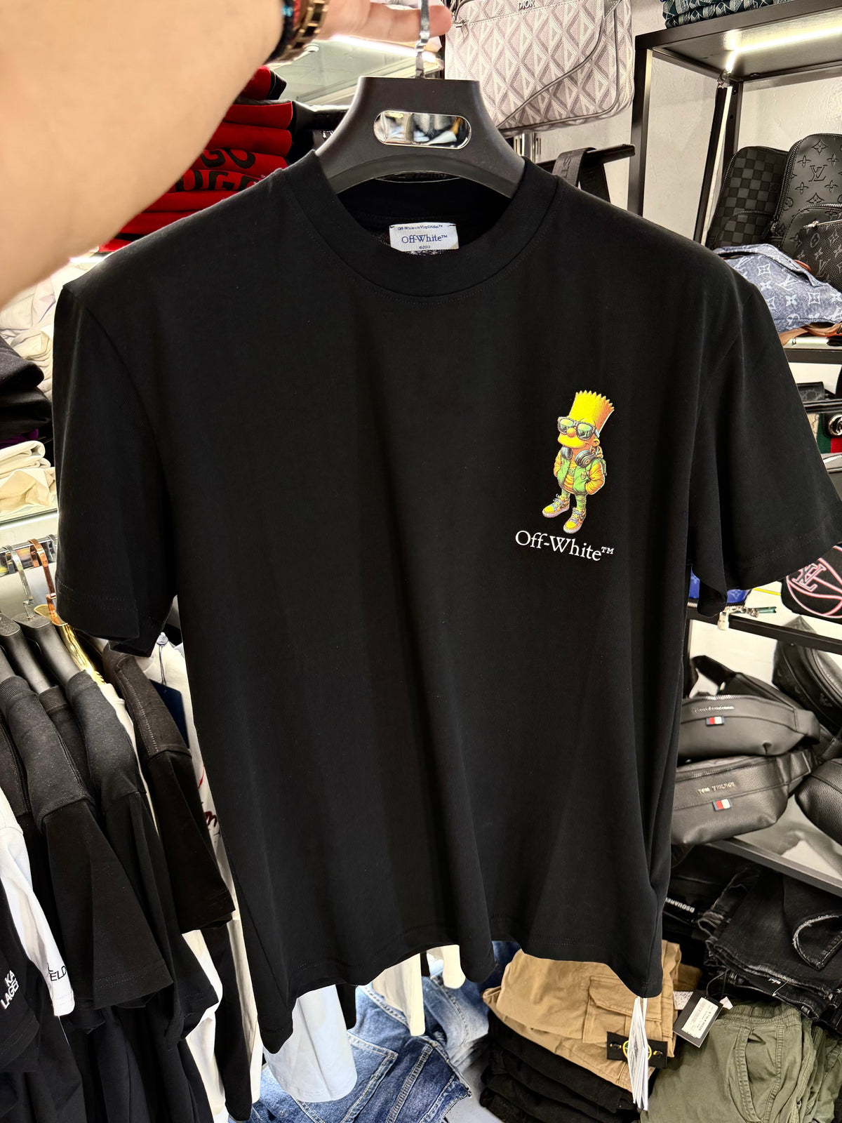 T-SHIRT - OFF WHITE