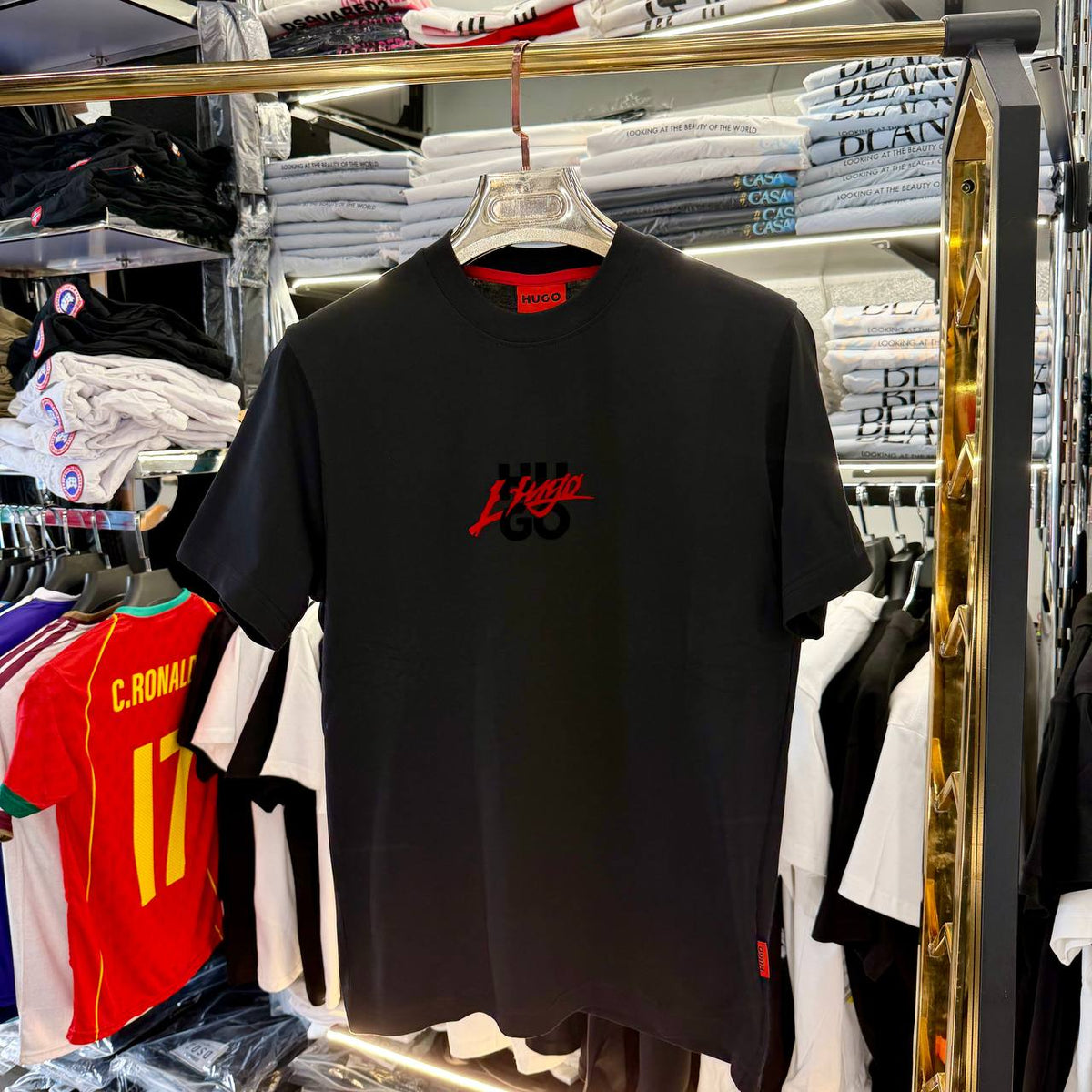 T-SHIRT - HUGO